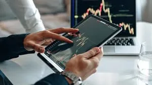 EDHEC IEIF : l’indice immobilier mensuel recule de -0,7 % en octobre 2022