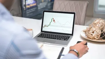 EDHEC IEIF : l’indice immobilier mensuel recule de -0,2 % en novembre 2022